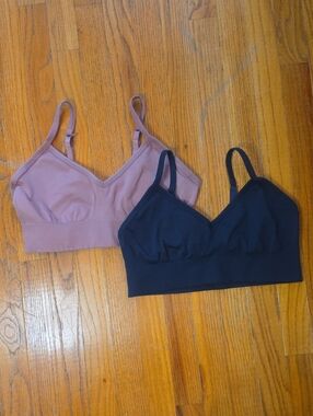 Lululemon 2 ebb to street Bralettes Size 10 Mauve & Navy (No Pads)